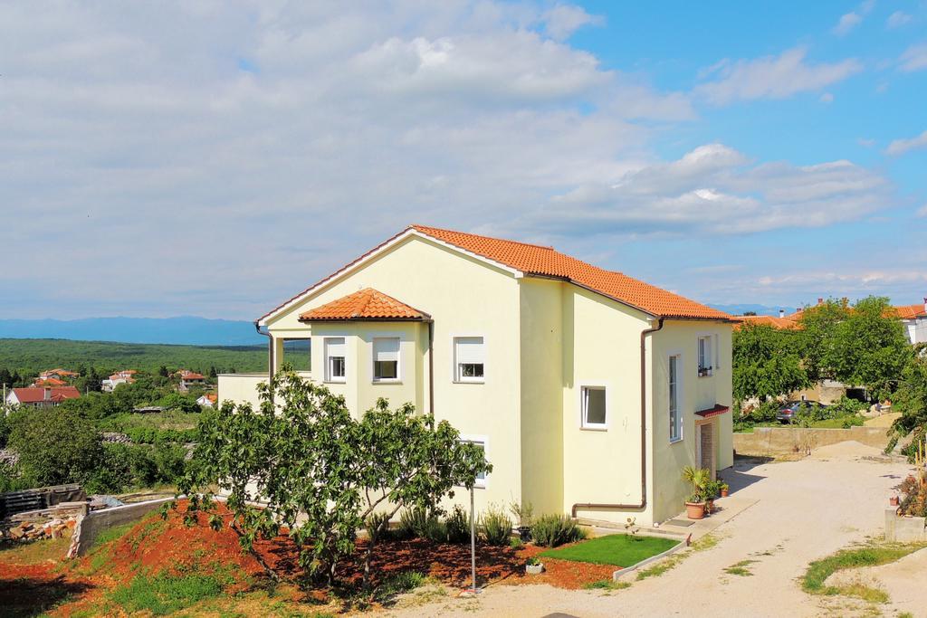 Private Accommodation Kirincic Vrh  Exterior foto